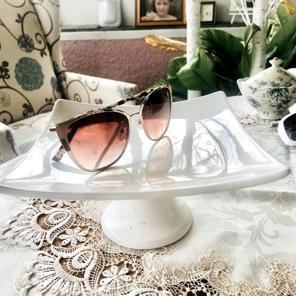 kate spade Accessories - KATE SPADE SUNGLASSES